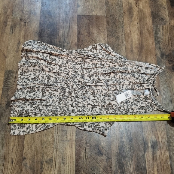 Old Navy Women's Floral Waist-Defined Halter Peplum Blouse Size Small - Picture 9 of 10